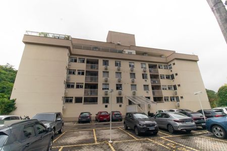 Apartamento à venda com 60m², 2 quartos e 1 vagaFachada