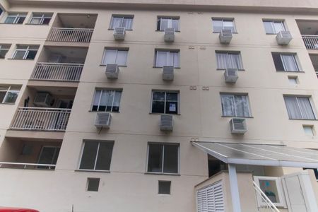 Apartamento à venda com 60m², 2 quartos e 1 vagaPlaquinha 