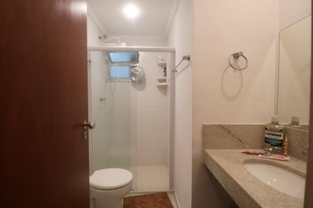 Apartamento para alugar com 126m², 4 quartos e 1 vaga Apartamento para alugar com 126m², 4 quartos e 1 vagaBanheiro Social