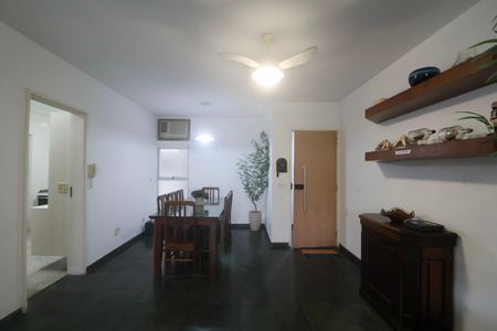 Apartamento para alugar com 126m², 4 quartos e 1 vaga Apartamento para alugar com 126m², 4 quartos e 1 vagaSala