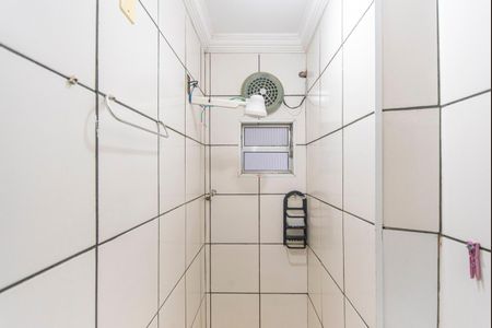 Banheiro  de casa para alugar com 1 quarto, 32m² em Sítio dos Vianas, Santo André