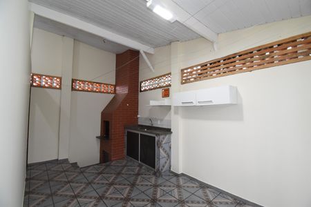 Casa para alugar com 105m², 3 quartos e 2 vagasÁrea com Churrasqueira