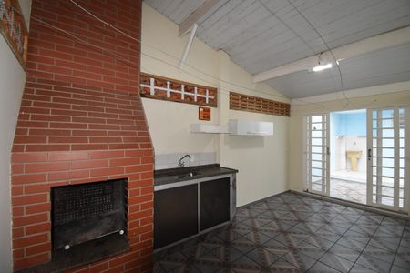 Casa para alugar com 105m², 3 quartos e 2 vagasÁrea com Churrasqueira
