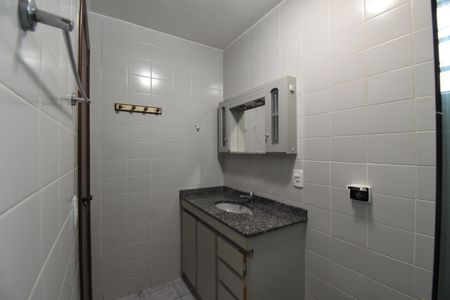 Casa para alugar com 105m², 3 quartos e 2 vagasBanheiro