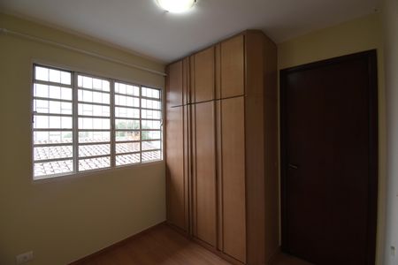 Casa para alugar com 105m², 3 quartos e 2 vagasQuarto 3