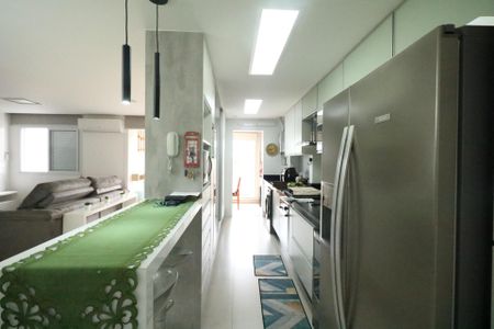 Apartamento à venda com 87m², 2 quartos e 2 vagas Apartamento à venda com 87m², 2 quartos e 2 vagasCozinha e Área de Serviço
