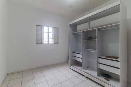Casa para alugar com 130m², 3 quartos e 2 vagasQuarto 2