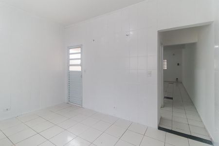 Casa para alugar com 130m², 3 quartos e 2 vagasCozinha