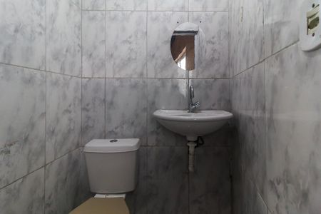 Casa para alugar com 130m², 3 quartos e 2 vagasBanheiro Externo