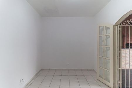 Casa para alugar com 130m², 3 quartos e 2 vagasQuarto 3