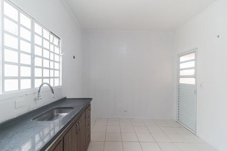 Casa para alugar com 130m², 3 quartos e 2 vagasCozinha