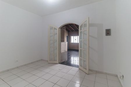 Casa para alugar com 130m², 3 quartos e 2 vagasQuarto 3