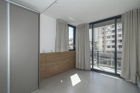 Sala / Quarto / Cozinha de apartamento à venda com 1 quarto, 30m² em Independência, Porto Alegre