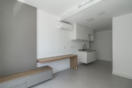 Sala / Quarto / Cozinha de apartamento à venda com 1 quarto, 30m² em Independência, Porto Alegre