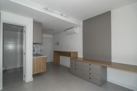 Sala / Quarto / Cozinha de apartamento à venda com 1 quarto, 24m² em Independência, Porto Alegre