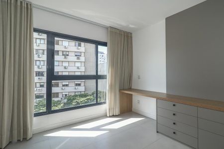 Sala / Quarto / Cozinha de apartamento à venda com 1 quarto, 24m² em Independência, Porto Alegre