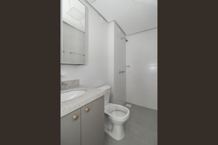 Banheiro de apartamento à venda com 1 quarto, 24m² em Independência, Porto Alegre