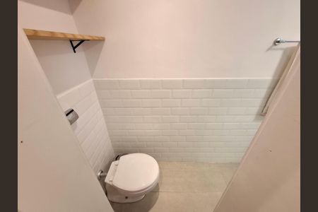 Banheiro  de apartamento para alugar com 1 quarto, 60m² em Botafogo, Rio de Janeiro