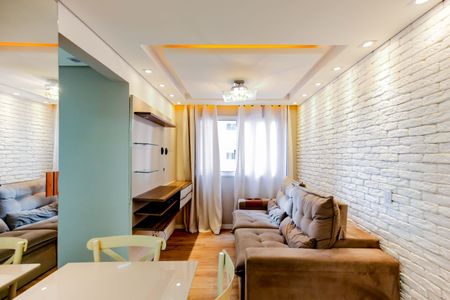 Sala de apartamento para alugar com 2 quartos, 41m² em Jardim Celeste, São Paulo