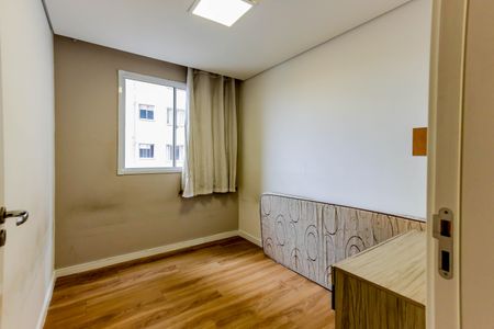 Quarto 2 de apartamento para alugar com 2 quartos, 41m² em Jardim Celeste, São Paulo