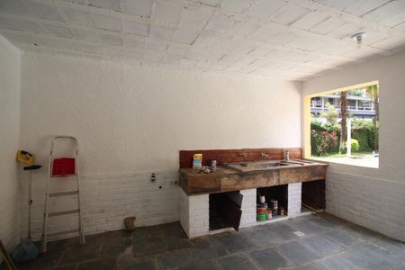 Casa de condomínio à venda com 446m², 4 quartos e 4 vagasÁrea de Serviço