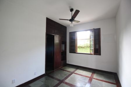 Casa de condomínio à venda com 446m², 4 quartos e 4 vagasQuarto 4