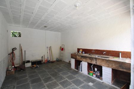 Casa de condomínio à venda com 446m², 4 quartos e 4 vagasÁrea de Serviço