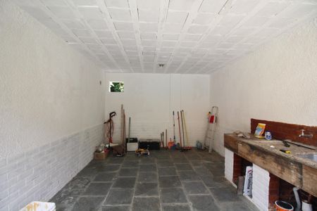 Casa de condomínio à venda com 446m², 4 quartos e 4 vagasÁrea de Serviço