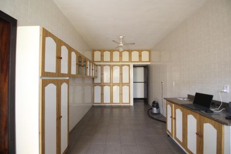 Casa de condomínio à venda com 446m², 4 quartos e 4 vagasCozinha