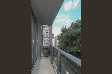 Apartamento à venda com 32m², 1 quarto e sem vagaVaranda