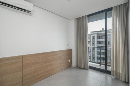Sala / Quarto / Cozinha de apartamento à venda com 1 quarto, 30m² em Independência, Porto Alegre