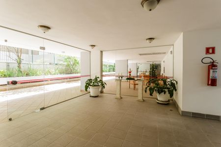 Apartamento para alugar com 91m², 2 quartos e 1 vagaÁrea comum - Salão de festas