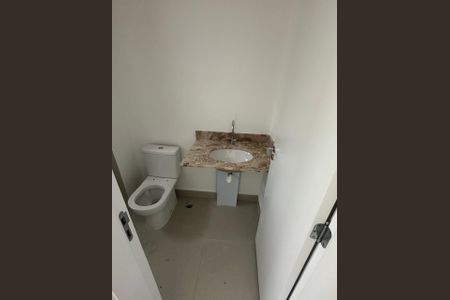 Banheiro de apartamento à venda com 2 quartos, 76m² em Jardim da Gloria, São Paulo