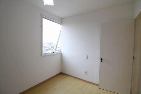 Quarto 2 de apartamento para alugar com 2 quartos, 47m² em Jaguaré, São Paulo