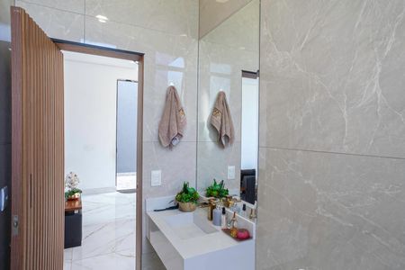 Casa à venda com 352m², 4 quartos e 5 vagasBanheiro social 1