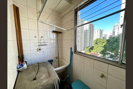 Apartamento para alugar com 55m², 2 quartos e 1 vagaÁrea de Serviço