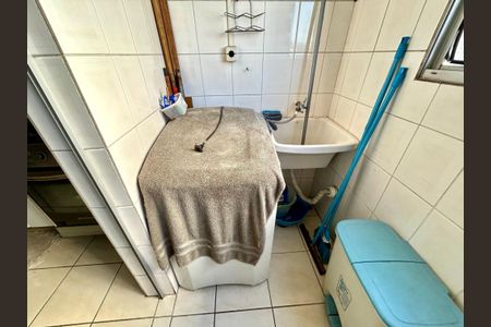 Apartamento para alugar com 55m², 2 quartos e 1 vagaÁrea de Serviço