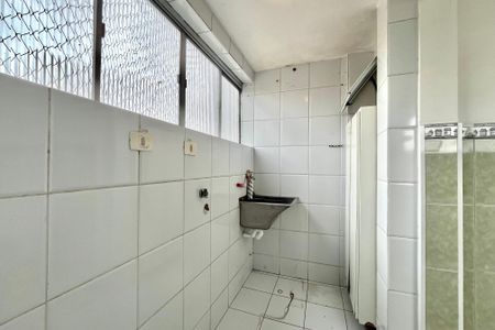 Apartamento à venda com 61m², 3 quartos e 1 vagaÁrea de Serviço