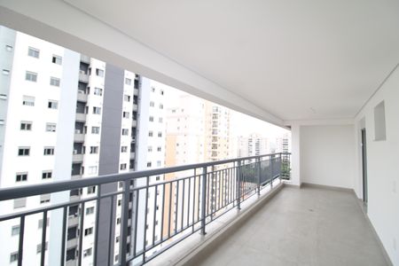 Apartamento à venda com 284m², 4 quartos e 5 vagasVaranda