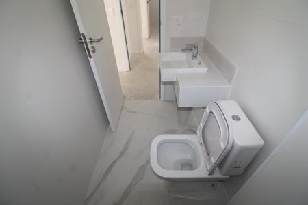 Apartamento à venda com 284m², 4 quartos e 5 vagasQuarto 4 - Banheiro