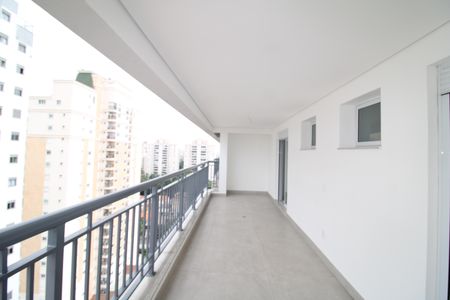Apartamento à venda com 284m², 4 quartos e 5 vagasVaranda