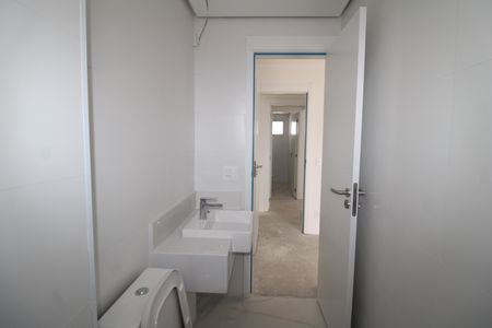Apartamento à venda com 284m², 4 quartos e 5 vagasQuarto 3 - Banheiro