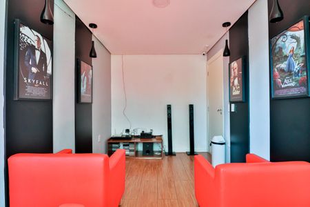 Apartamento à venda com 46m², 2 quartos e 1 vagaÁrea Comum - Sala de Cinema  