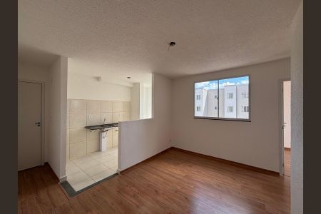 Apartamento para alugar com 45m², 2 quartos e 1 vagaSala