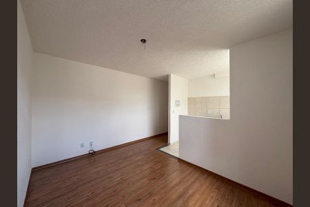 Sala de apartamento para alugar com 2 quartos, 45m² em Chácara Contagem, Contagem