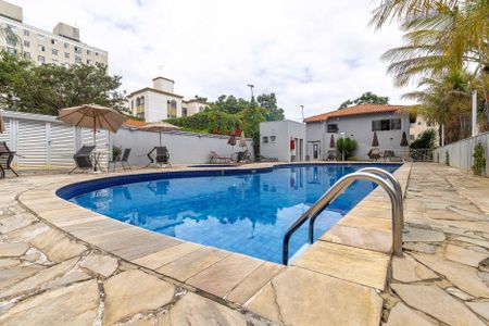 Apartamento à venda com 63m², 2 quartos e 1 vagaÁrea comum - Piscina