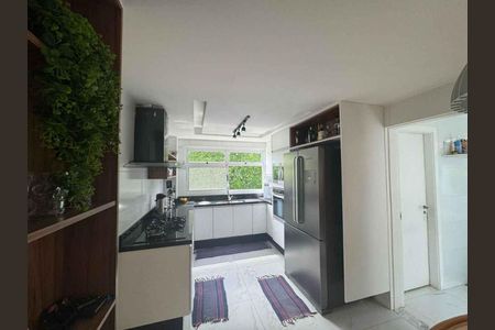 Casa de condomínio para alugar com 290m², 4 quartos e sem vaga Casa de condomínio para alugar com 290m², 4 quartos e sem vagaCozinha