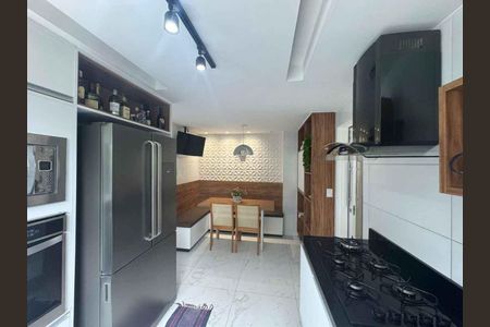 Casa de condomínio para alugar com 290m², 4 quartos e sem vaga Casa de condomínio para alugar com 290m², 4 quartos e sem vagaCozinha