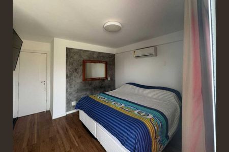 Casa de condomínio para alugar com 290m², 4 quartos e sem vaga Casa de condomínio para alugar com 290m², 4 quartos e sem vagaQuarto 2