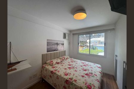 Casa de condomínio para alugar com 290m², 4 quartos e sem vaga